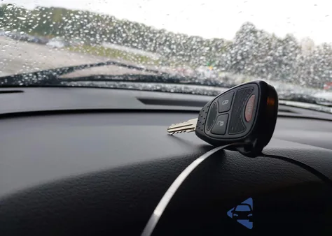 2010 Jeep Compass Sport from USA, damaged, VIN 1J4NT4FB1AD574267